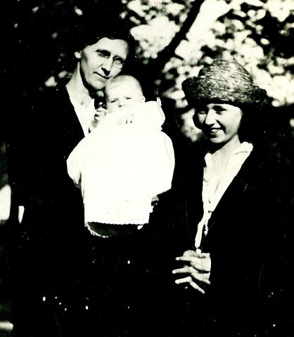 skewes_family-041