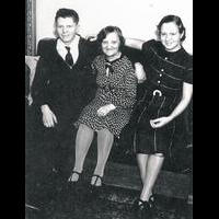 aunt_june-05